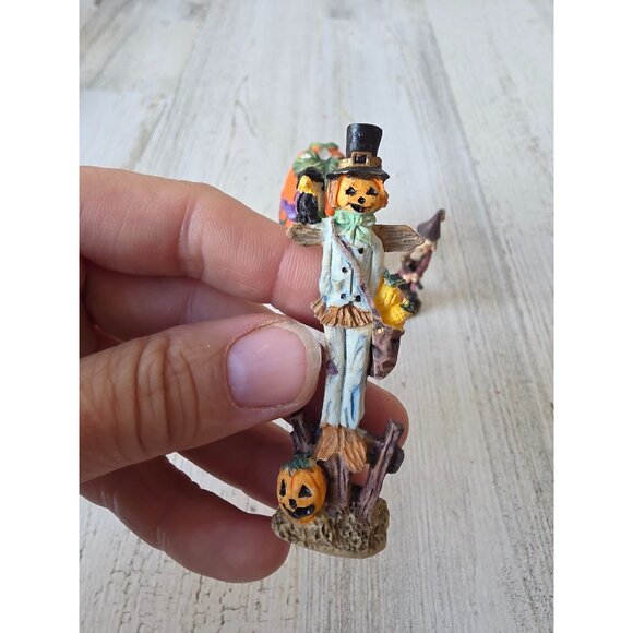 Vintage mini pumpkin house skinny scarecrow wizard witch village cute unique ski - Picture 2 of 9